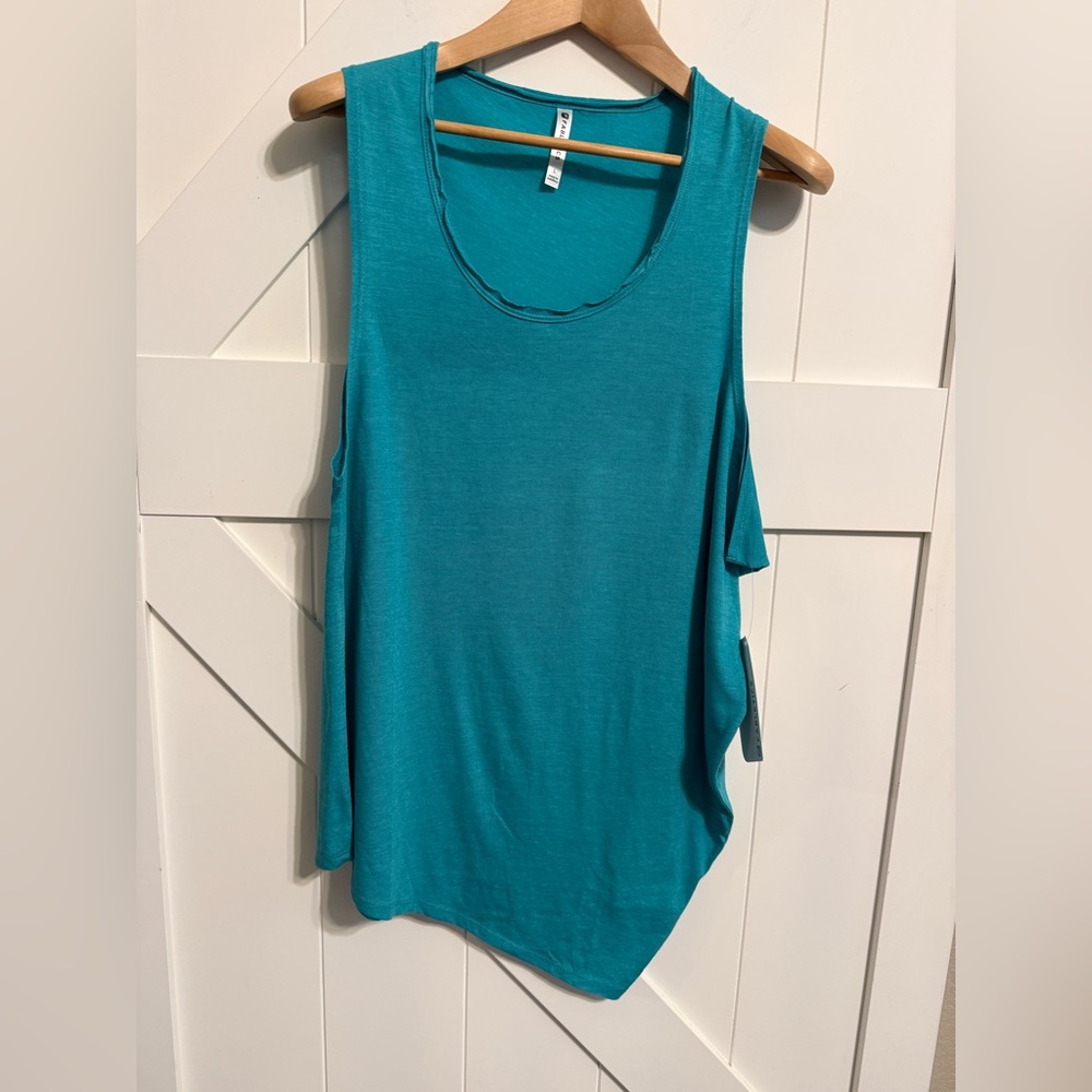 New Fabletics Breezy Tank Womens Sz Large Teal Green Sleeveless Workout Top